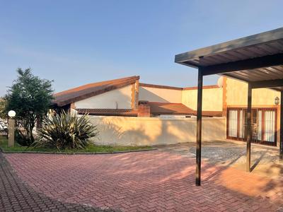 House For Sale in Hilton, Hilton